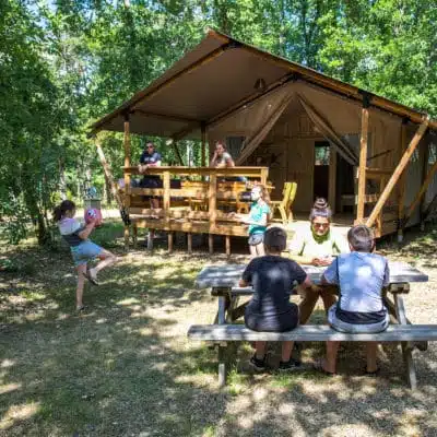 Camping Dordogne : Tiendas equipadas
